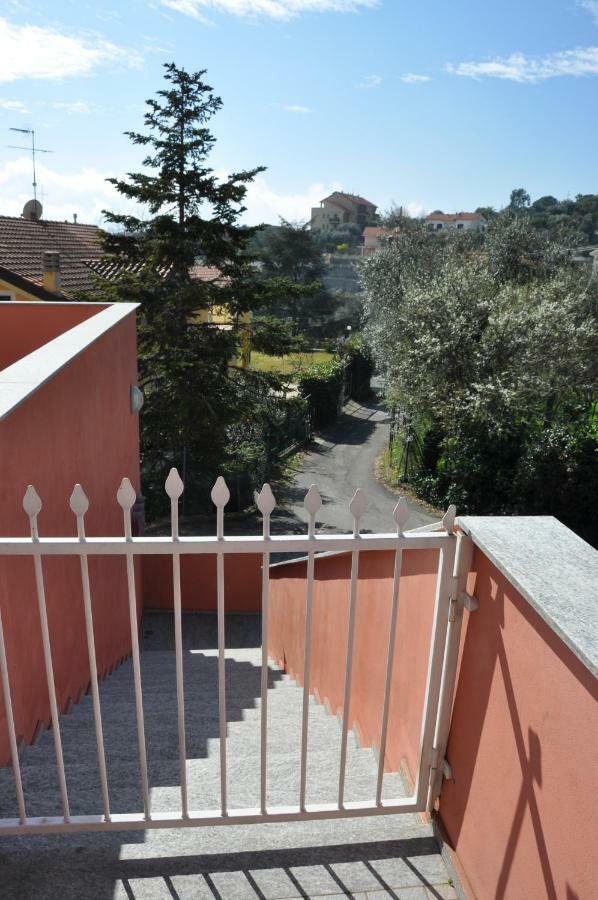 Villa Paolina Ceriale - App. 6 Posti Exterior photo